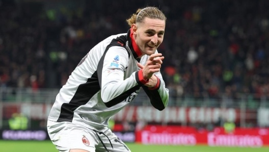 米兰三将回归训练 莱奥或复出迎战那不勒斯