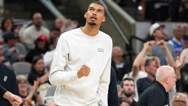 文班亚马季后赛首秀引期待 马刺六年重返季后赛